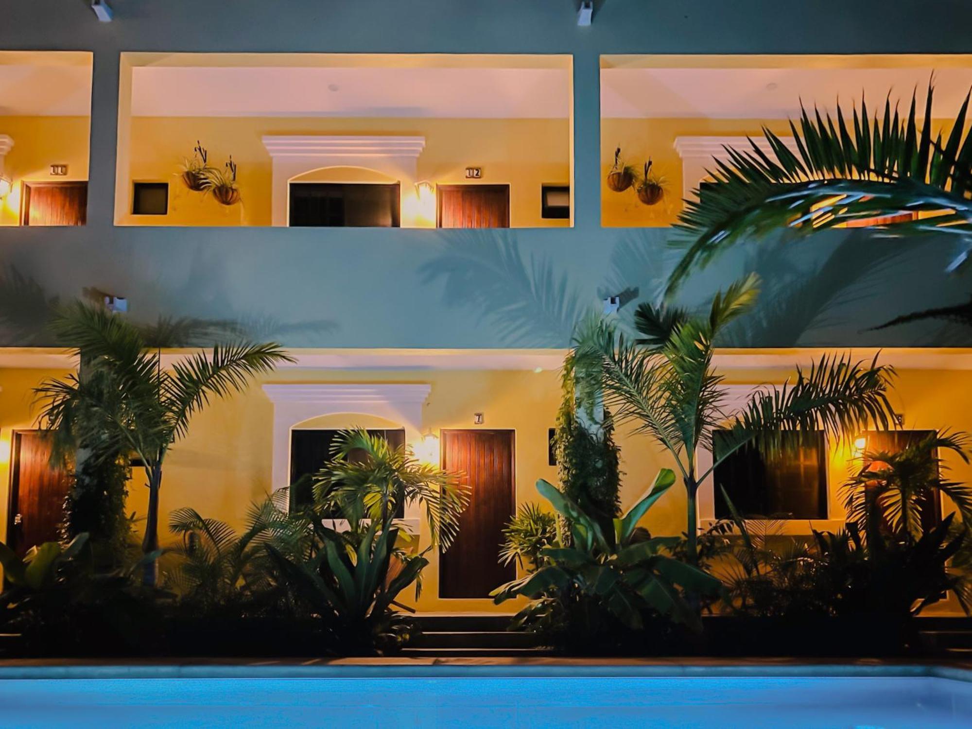 Gallo Azul Hotel, En El Corazon De Todos Santos Exterior foto